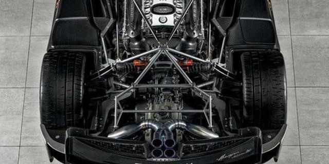 å¸å å°¼Huayra Roadster BCå®å¾åå¸
